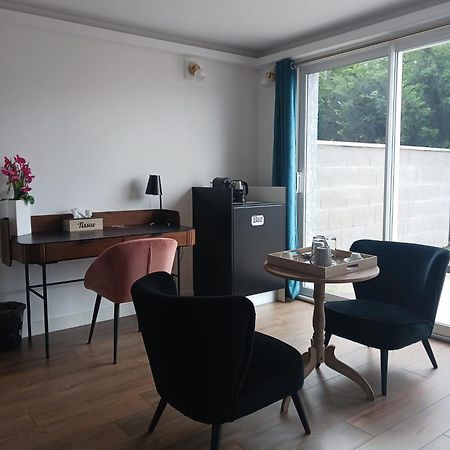 Touraco Bed and Breakfast Villars-les-Dombes Buitenkant foto