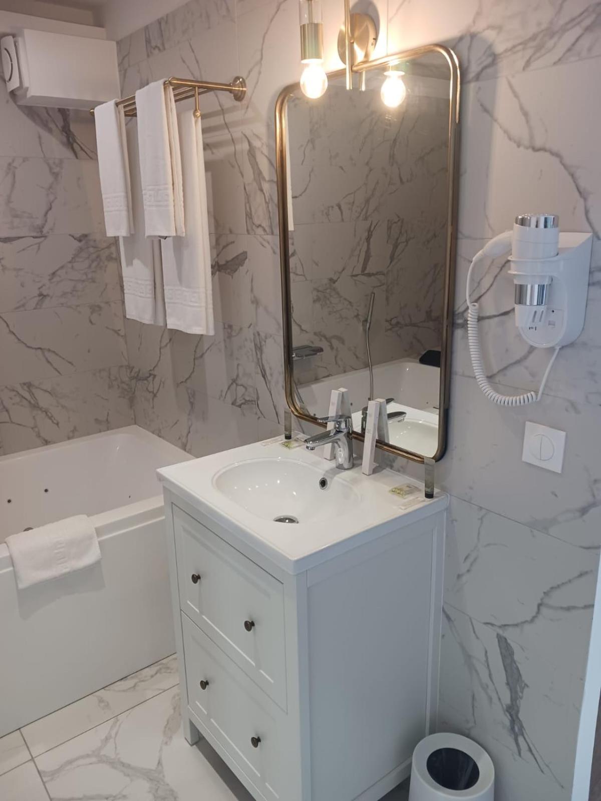 Touraco Bed and Breakfast Villars-les-Dombes Buitenkant foto